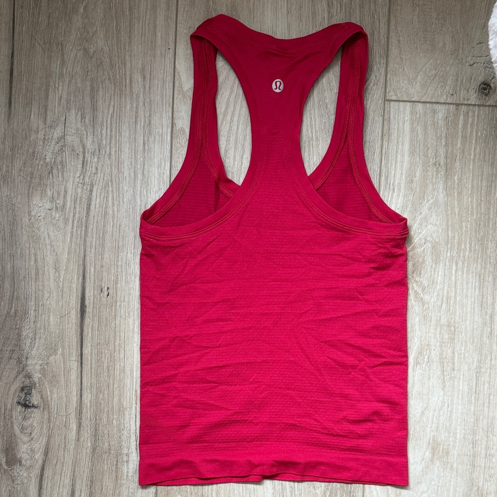 Lululemon Women's Raspberry Racerback Tank Top - Picture 2 of 2
